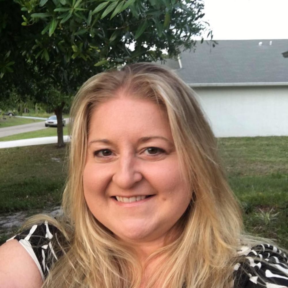 Meet your Posher, Julie